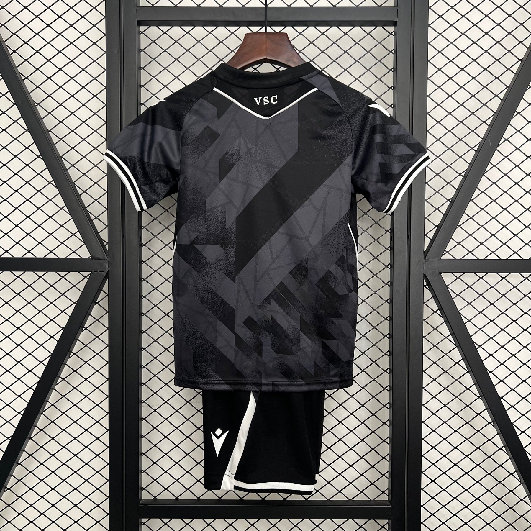 Kit Infantil Guimarães II 25/26